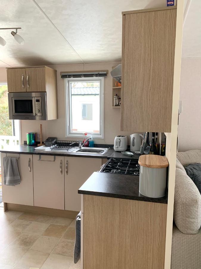 Mollys Retreat Pet Friendly Three Bed Caravan With Small Garden Newquay Bay Resort Quieter Area Of Park Ngoại thất bức ảnh